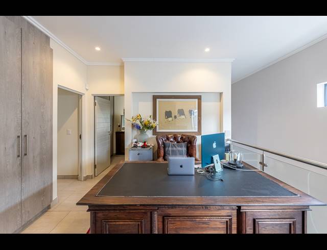 4 BEDROOM HOUSE FOR SALE IN BRYANSTON